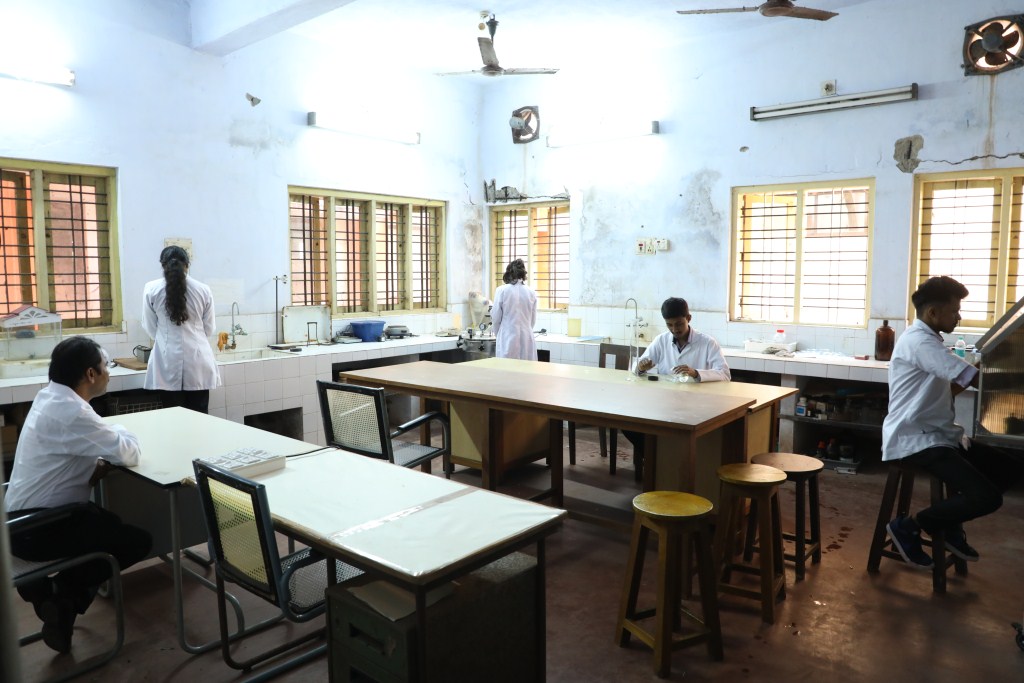 27.Biosciences_Aquatic_Biology_Lab-2
